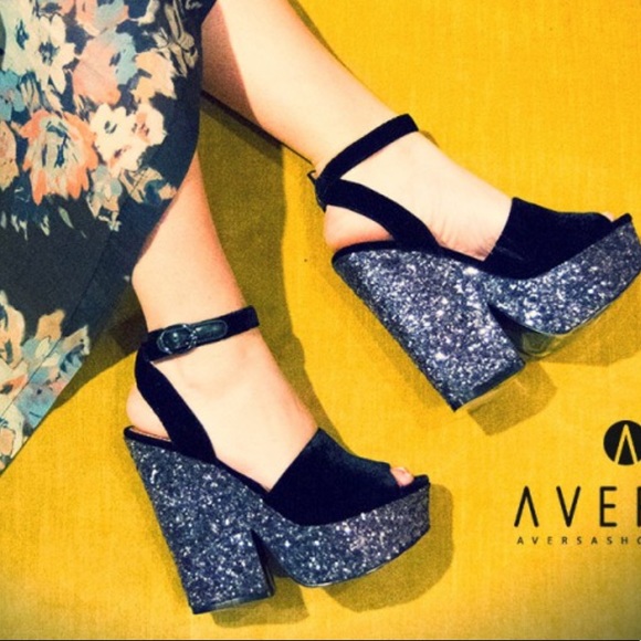 Leather Peep Toe Ski High Platform Sandal - Picture 2 of 8